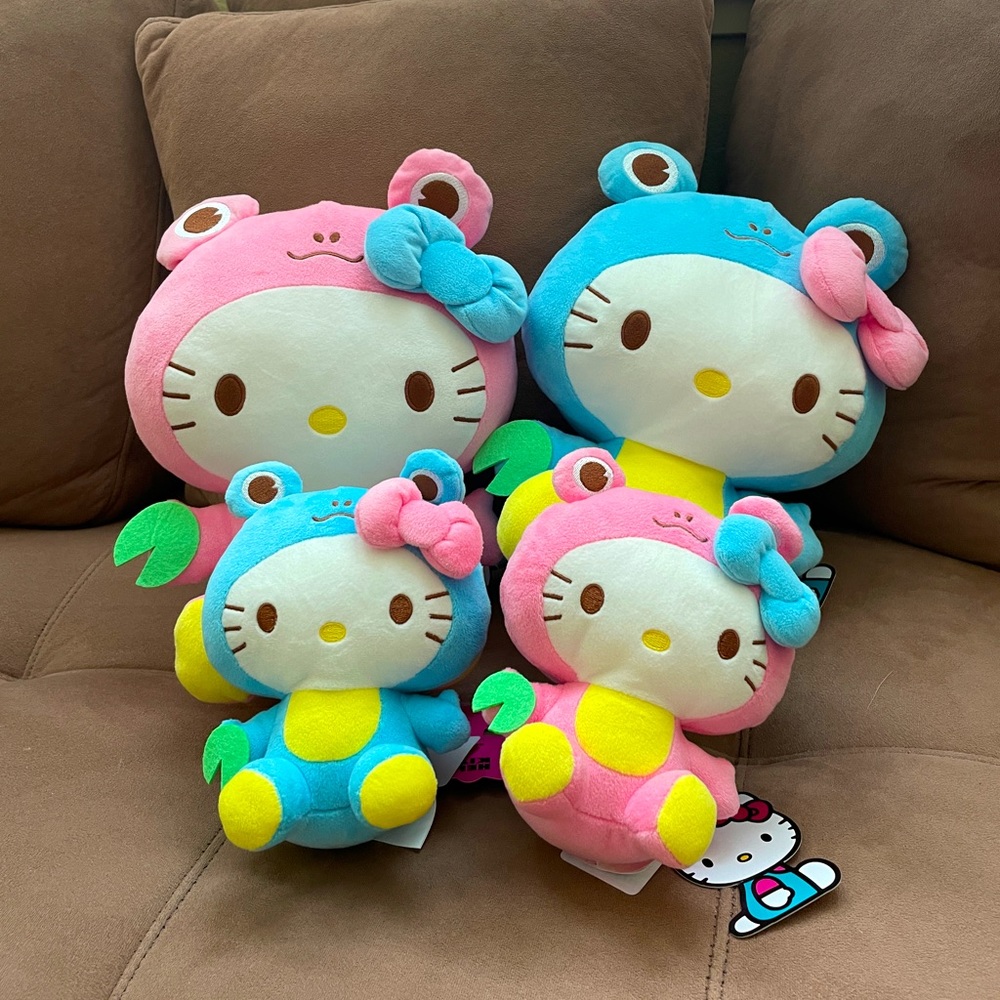 Hello Kitty Frog Costume (set of 4)